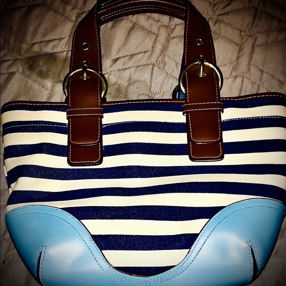 EUC Vintage Roxy Purse - Picture 3 of 14